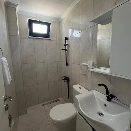 Pavlonya Garden Hotel 3*