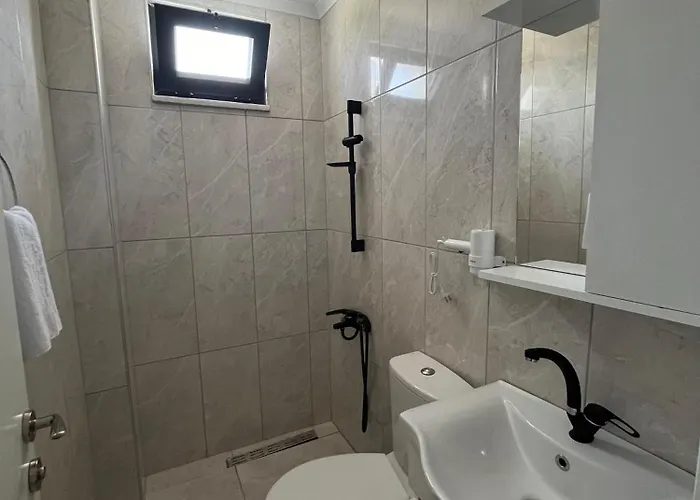 Pavlonya Garden Otel 3*